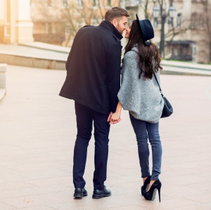 couple kissing on date night